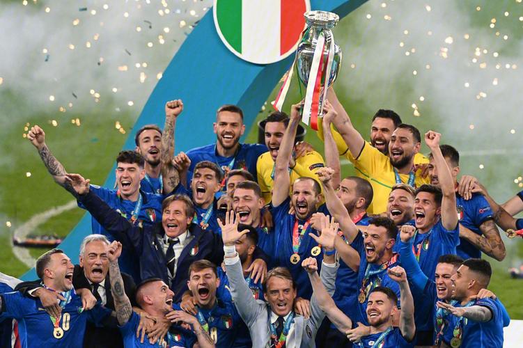 意大利几号欧洲杯夺冠（意大利队几次欧洲杯冠军）